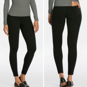 Ankle jean-ish leggings *Black*